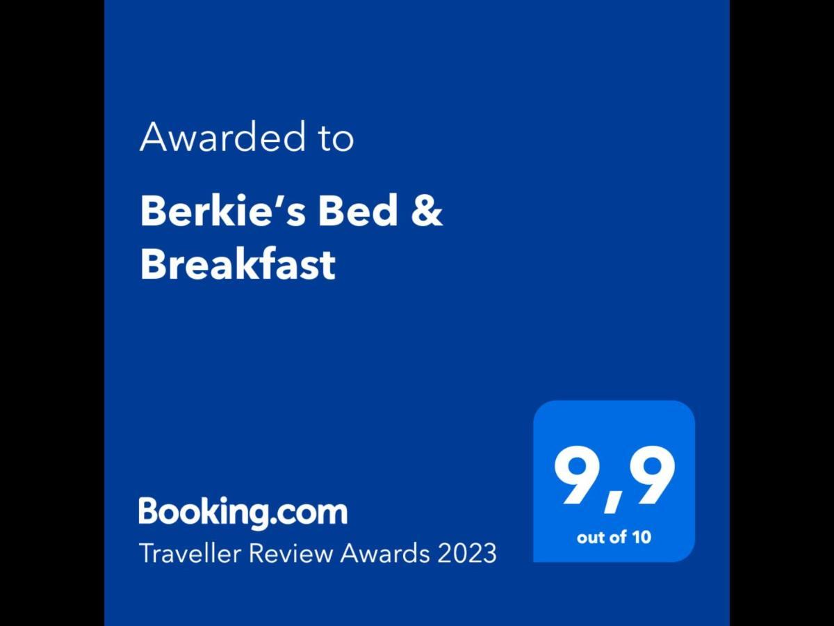 Berkie'S Bed & Breakfast Port Alberni Kültér fotó